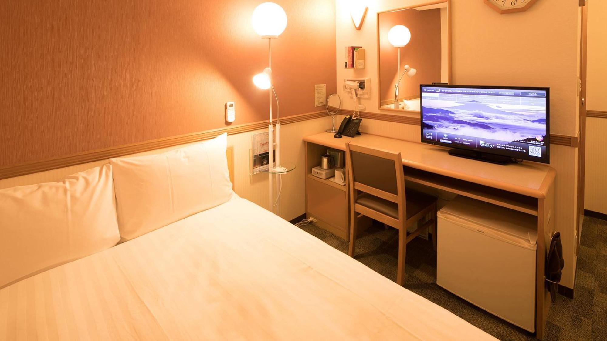 Toyoko Inn Higashi-Hiroshima Saijo Ekimae Habitación foto