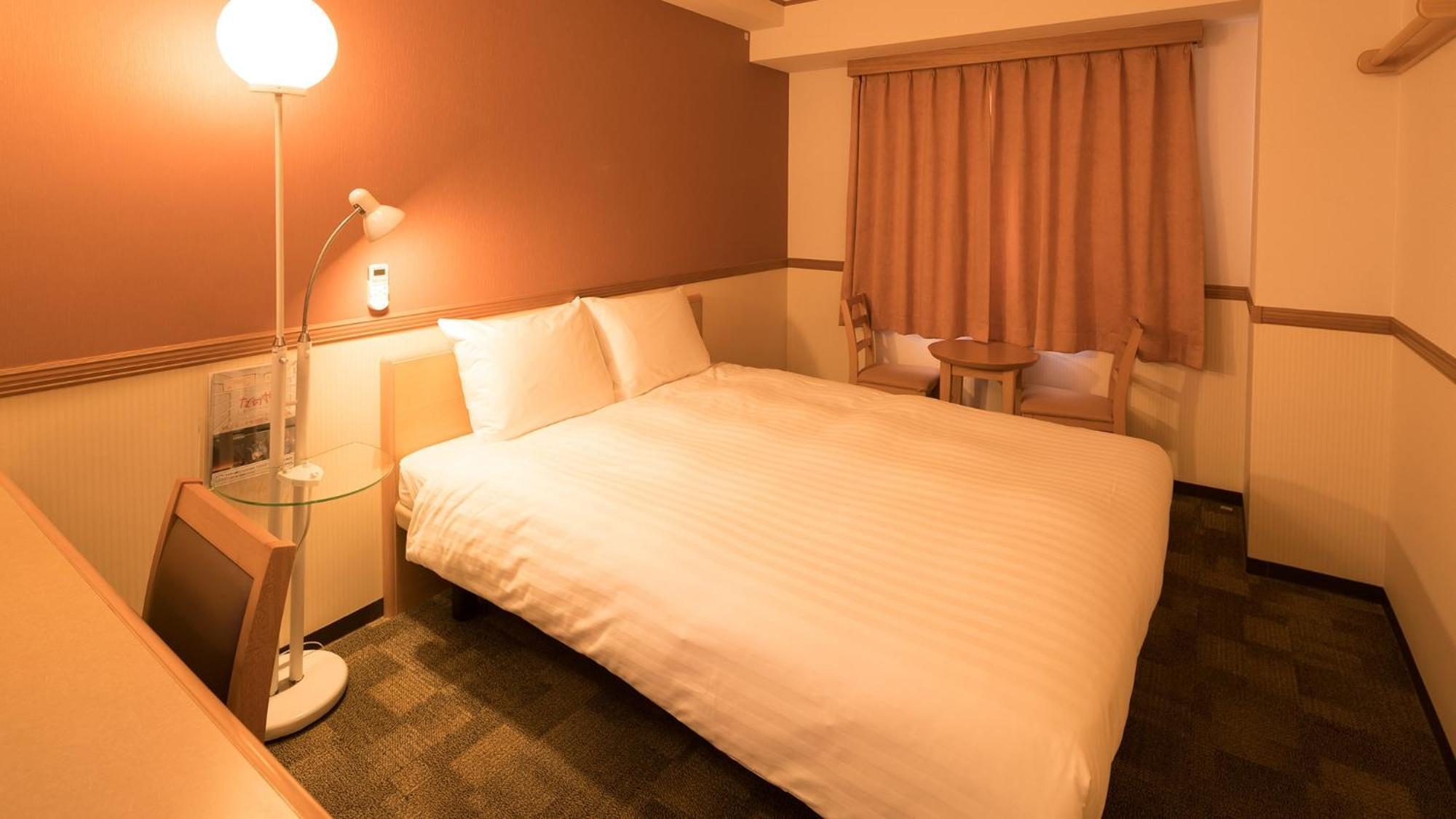 Toyoko Inn Higashi-Hiroshima Saijo Ekimae Habitación foto